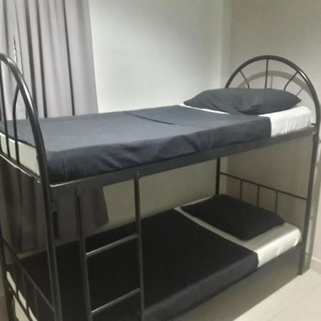 Hood Hostel โกตาคินาบาลู ภายนอก รูปภาพ