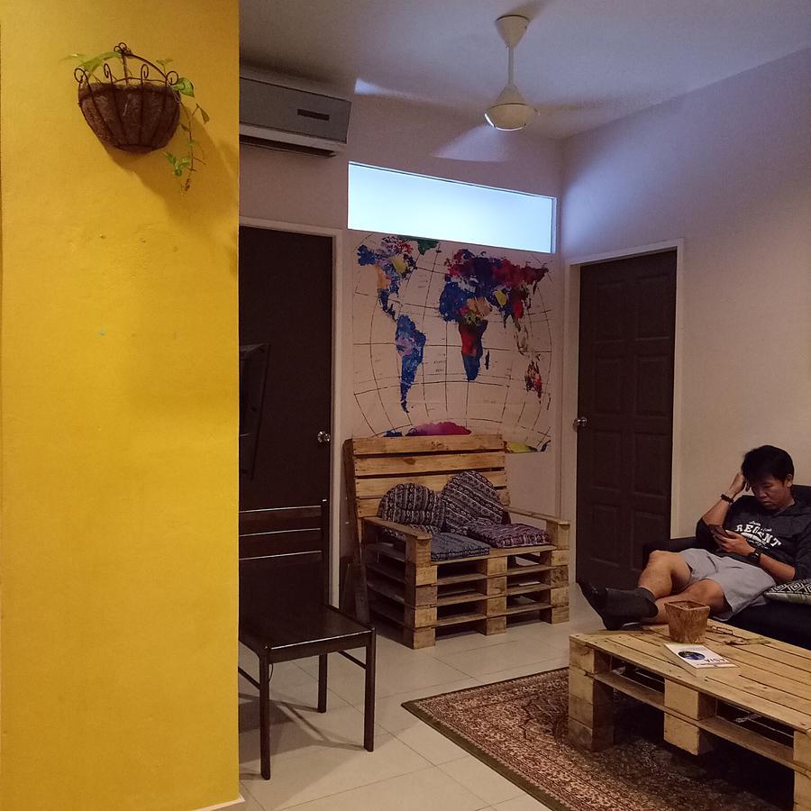 Hood Hostel โกตาคินาบาลู ภายนอก รูปภาพ